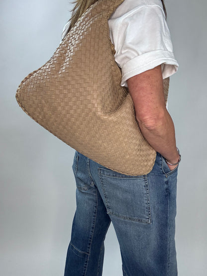 Bottega Veneta Vintage Woven Calf Lather Hobo Large