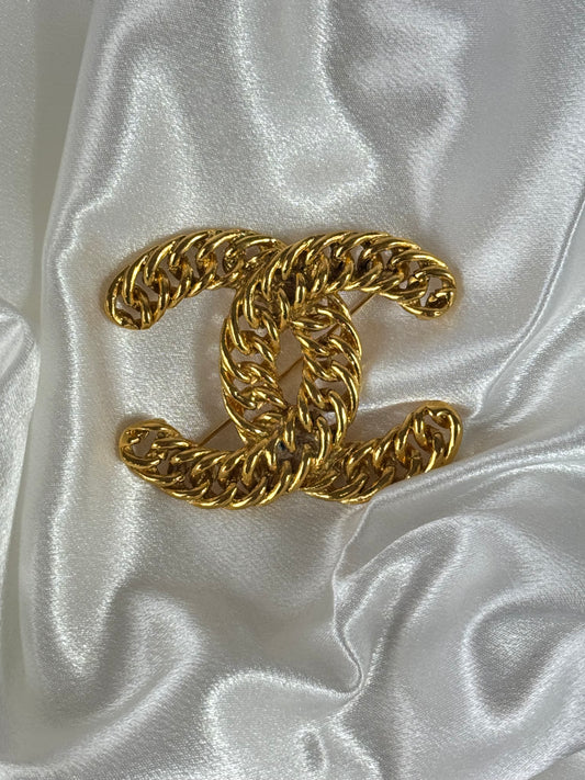 Chanel Vintage Brooch Chain Motif