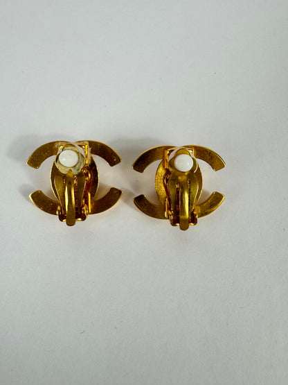 Chanel Vintage 1995 Turn Lock Clip on Earrings