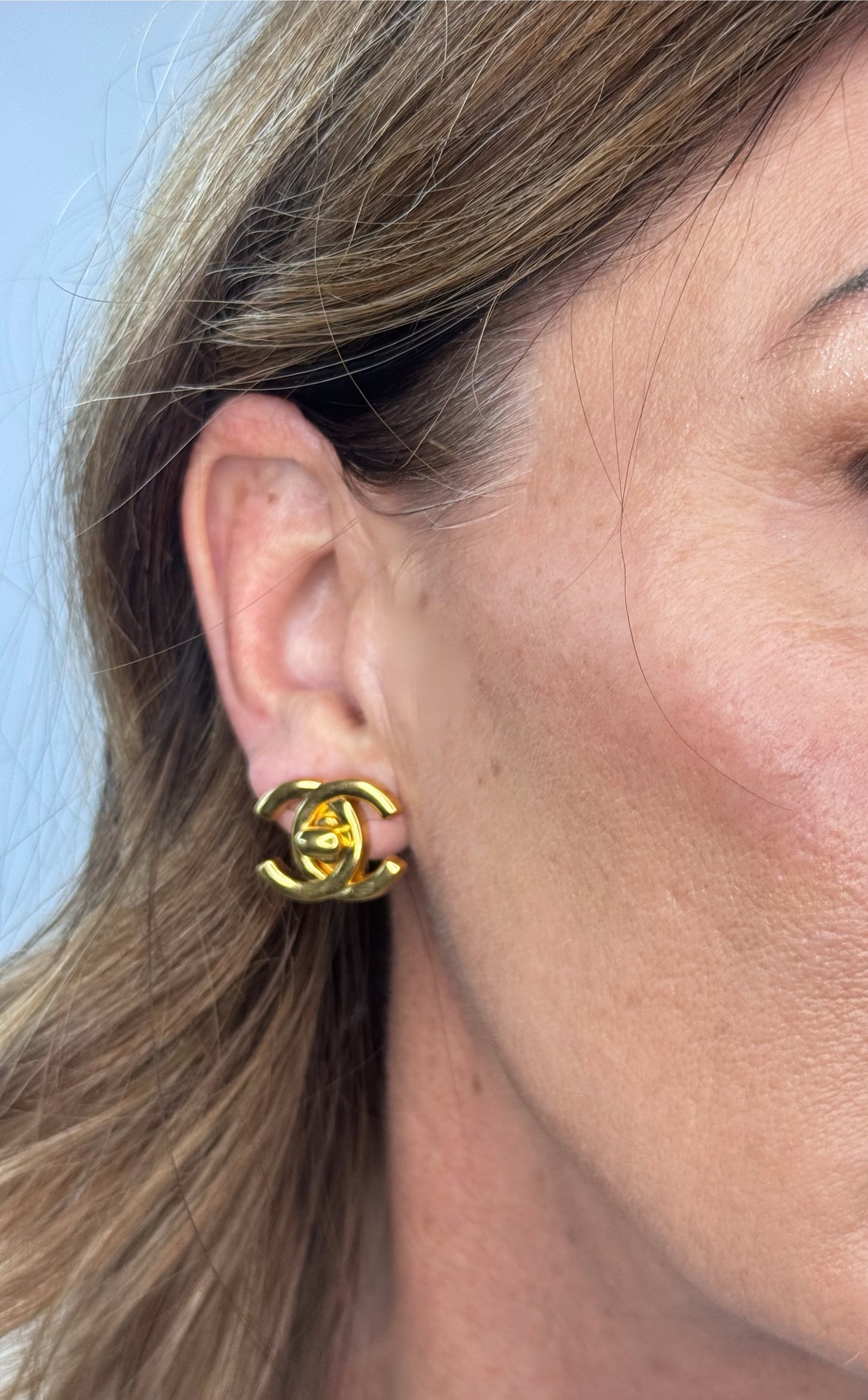 Chanel Turnlock Vintage Clip On Earrings