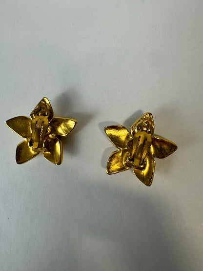 Chanel Vintage 96P CC Logo Star Clip On Earrings