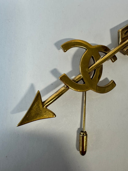 Chanel 1990 Bow And Arrow Pin Brooch