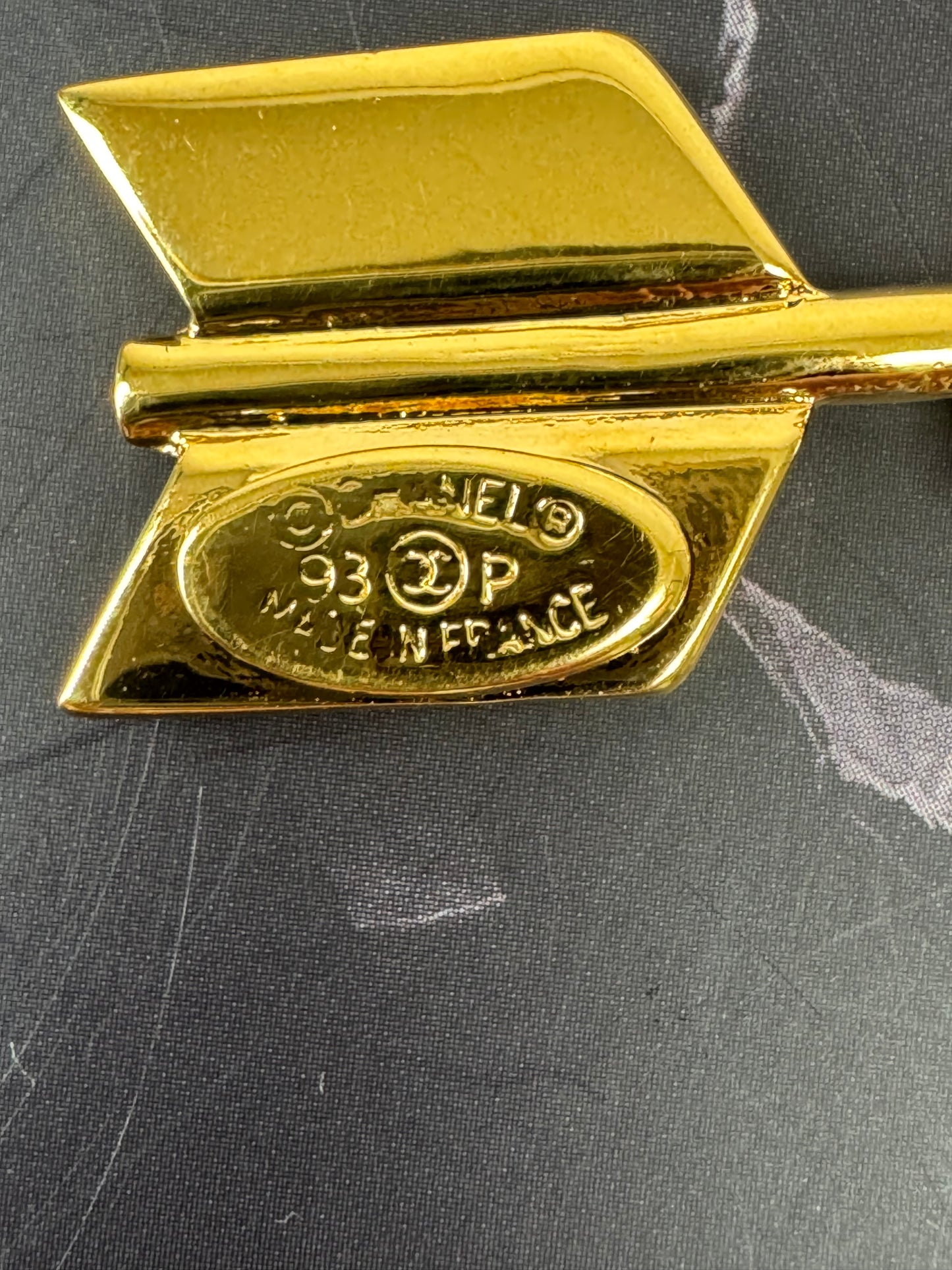 Chanel Rare Arrow Brooch 1993