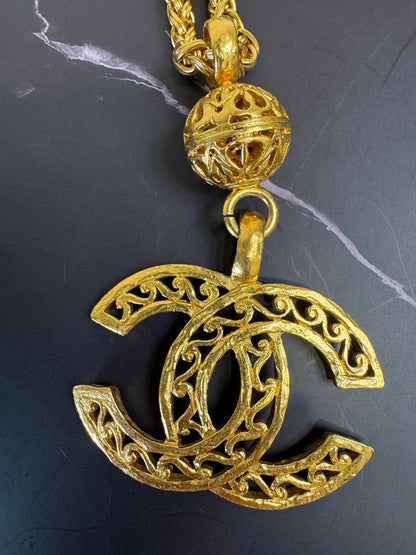 Chanel COCO Vintage Pendant Necklace  1995