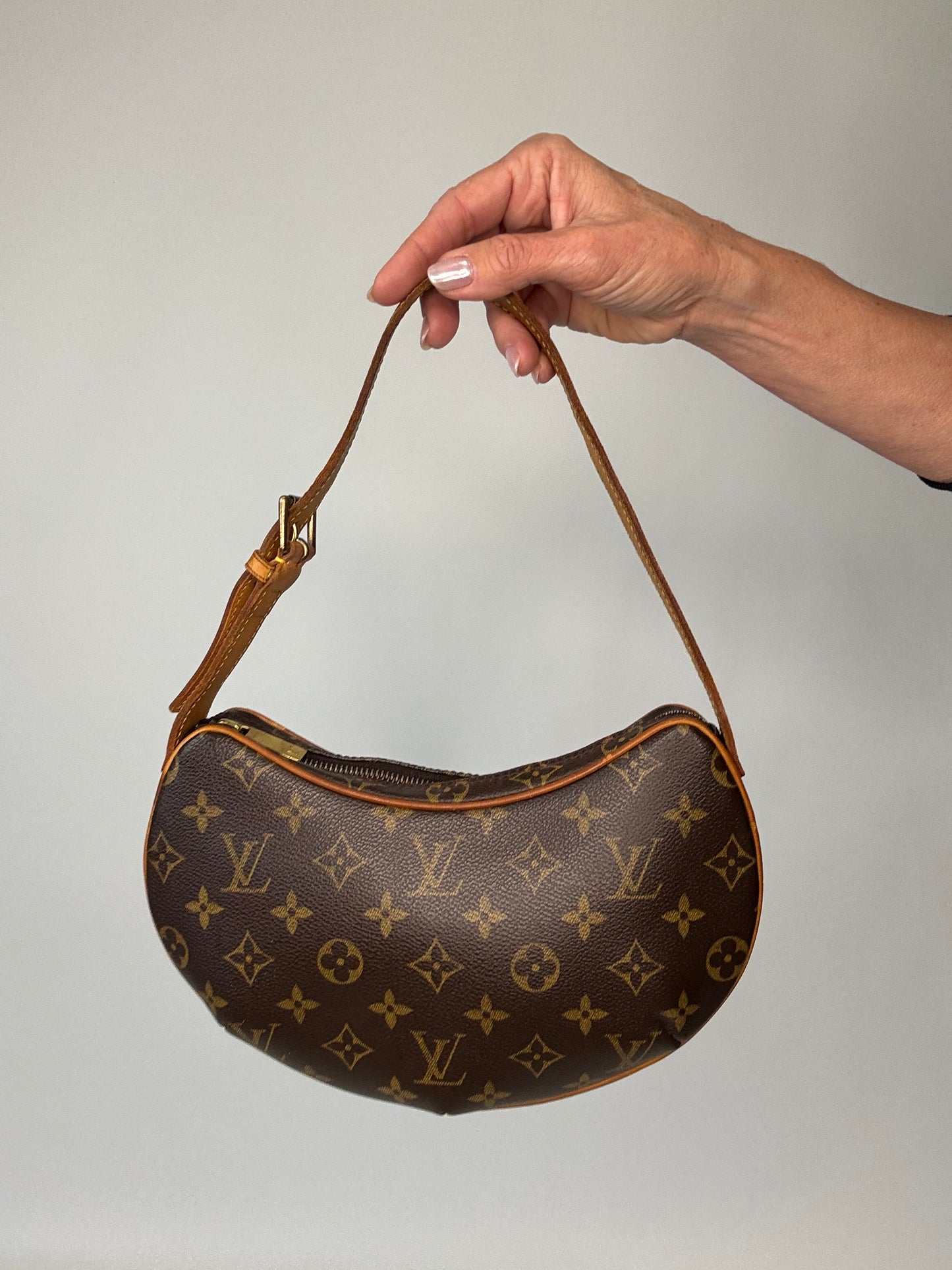 Louis Vuitton Croissant PM