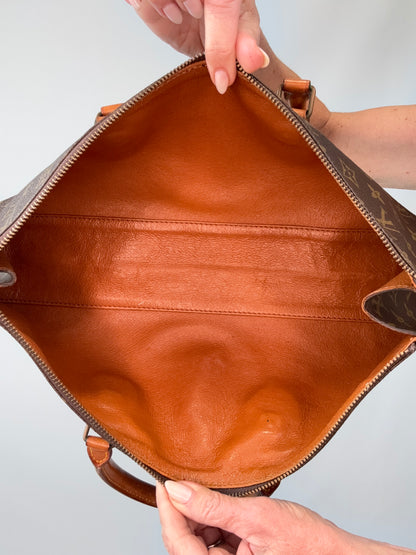 Louis Vuitton Monogram Triangle Sac