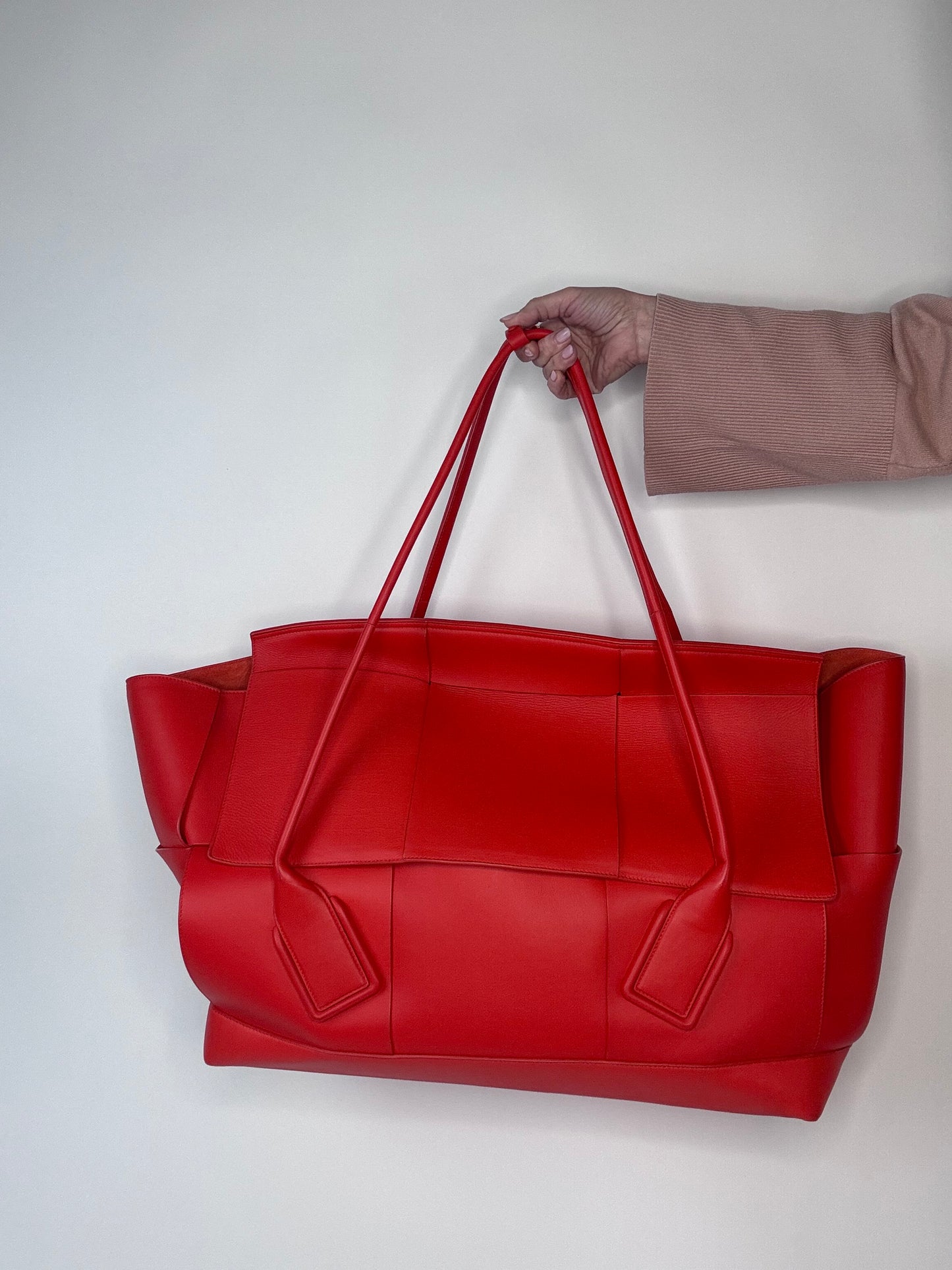 Bottega Veneta Maxi Arco Bag