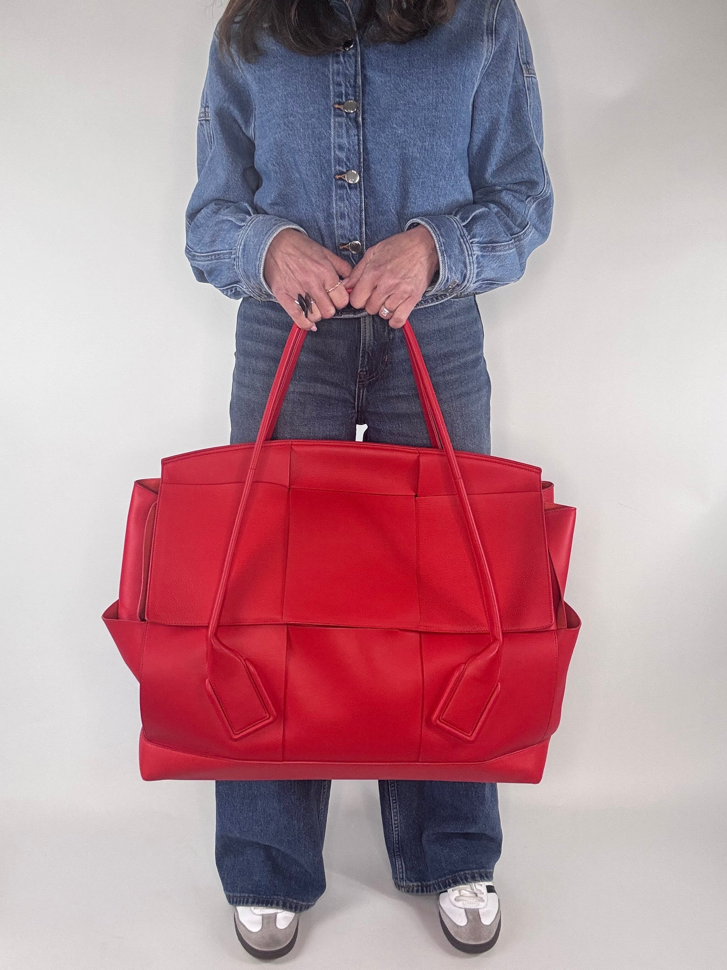 Bottega Veneta Maxi Arco Bag