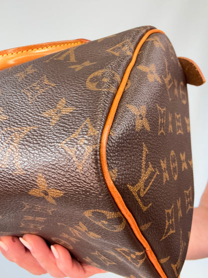 Louis Vuitton Vintage Speedy 25 Monogram