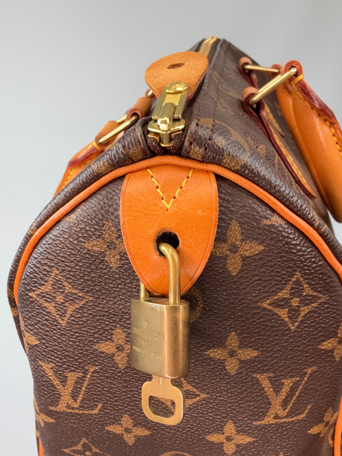 Louis Vuitton Vintage Speedy 25 Monogram
