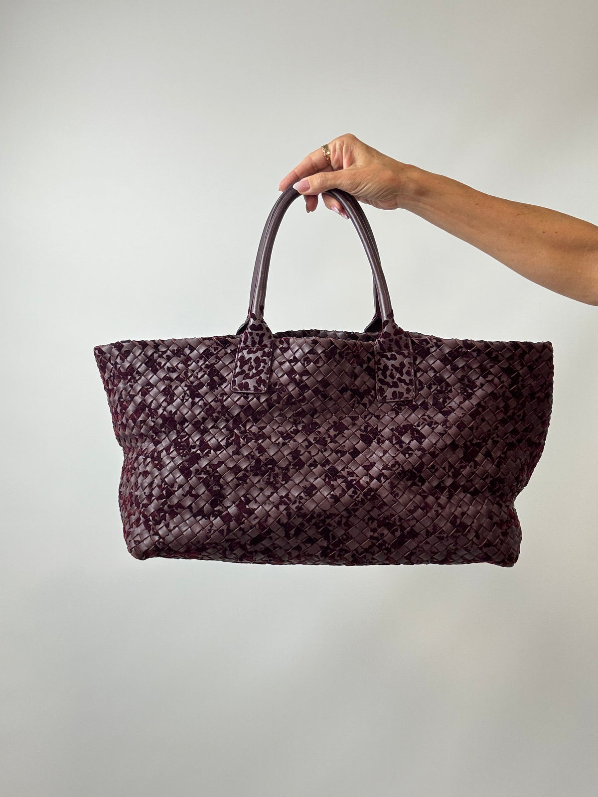 Bottega Veneta Cabat MM Intrecciato Leather & Velvet Tote — Burgundy