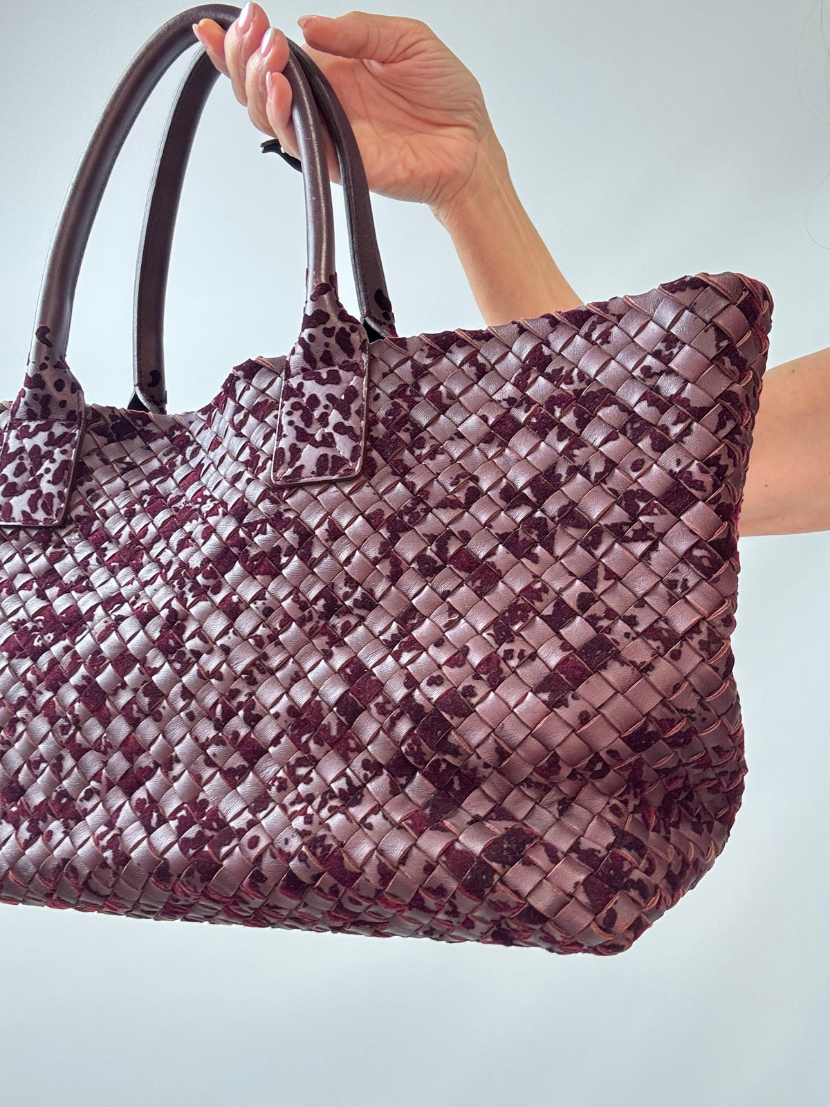 Bottega Veneta Cabat MM Intrecciato Leather & Velvet Tote — Burgundy