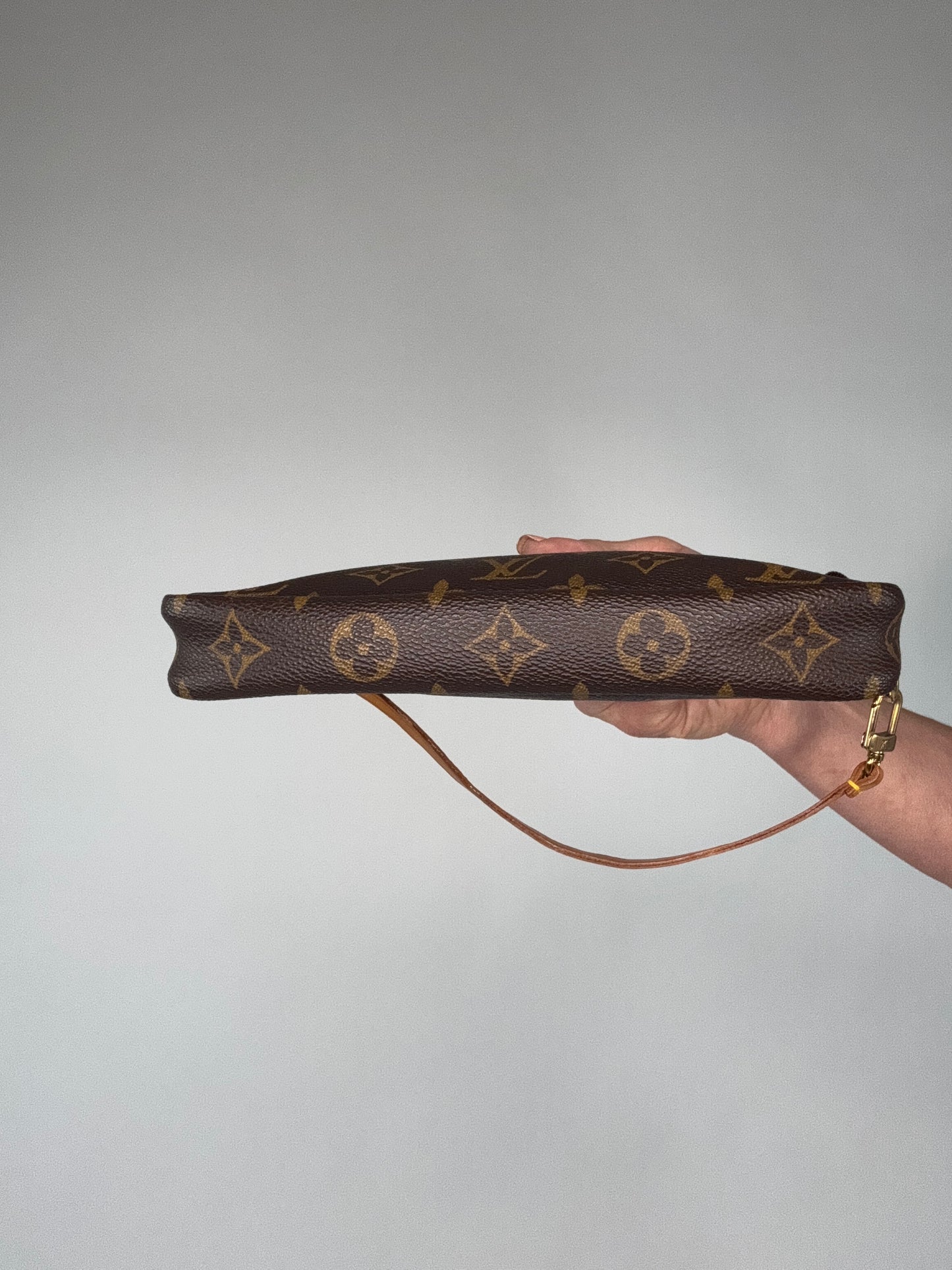 Louis Vuitton Vintage Monogram Pochette
