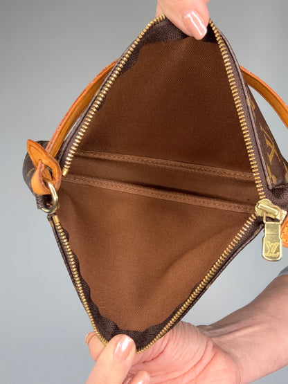 Louis Vuitton Vintage Monogram Pochette