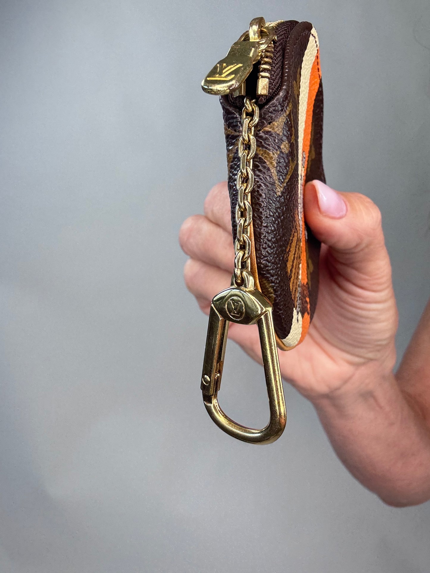 Louis Vuitton Vintage Groom Round Coin Key Pouch