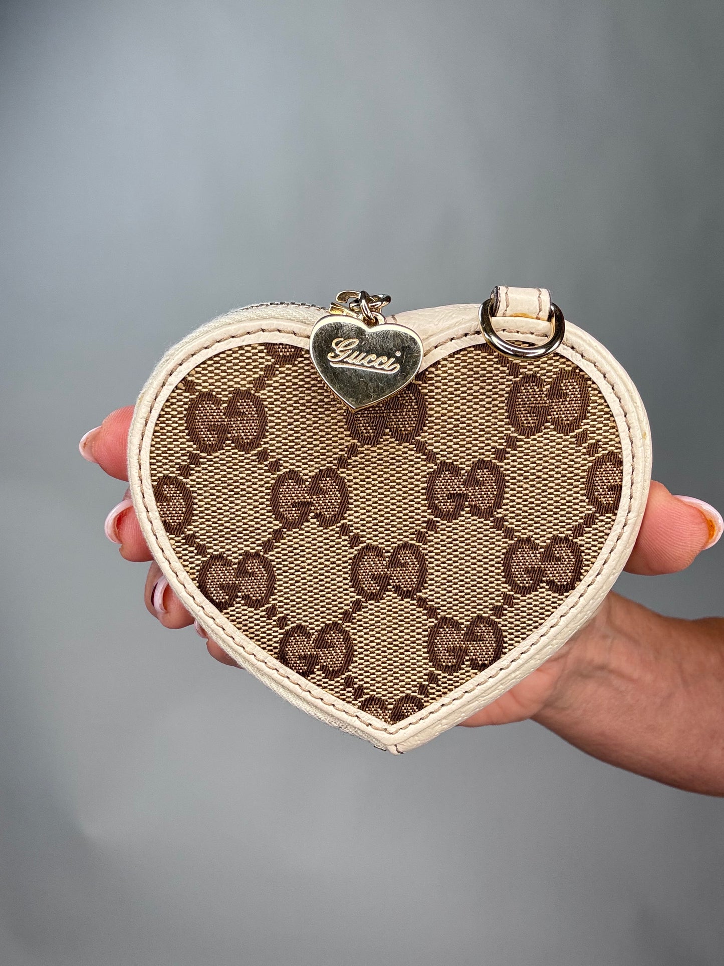 Gucci Heart Coin Pouch