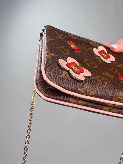 Louis Vuitton Monogram Blooming Pochette