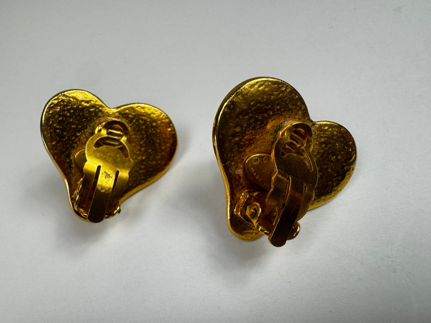 Chanel Vintage Gripoix Heart CC Clip On Earring
