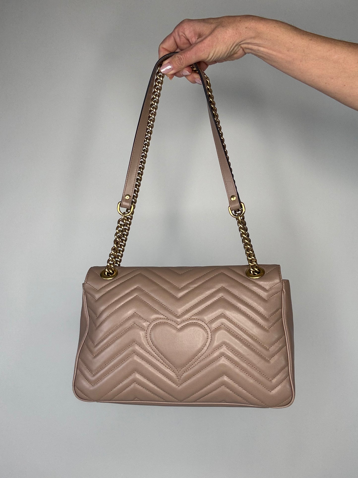 Gucci GG Marmont Medium Matelasse Shoulder Bag