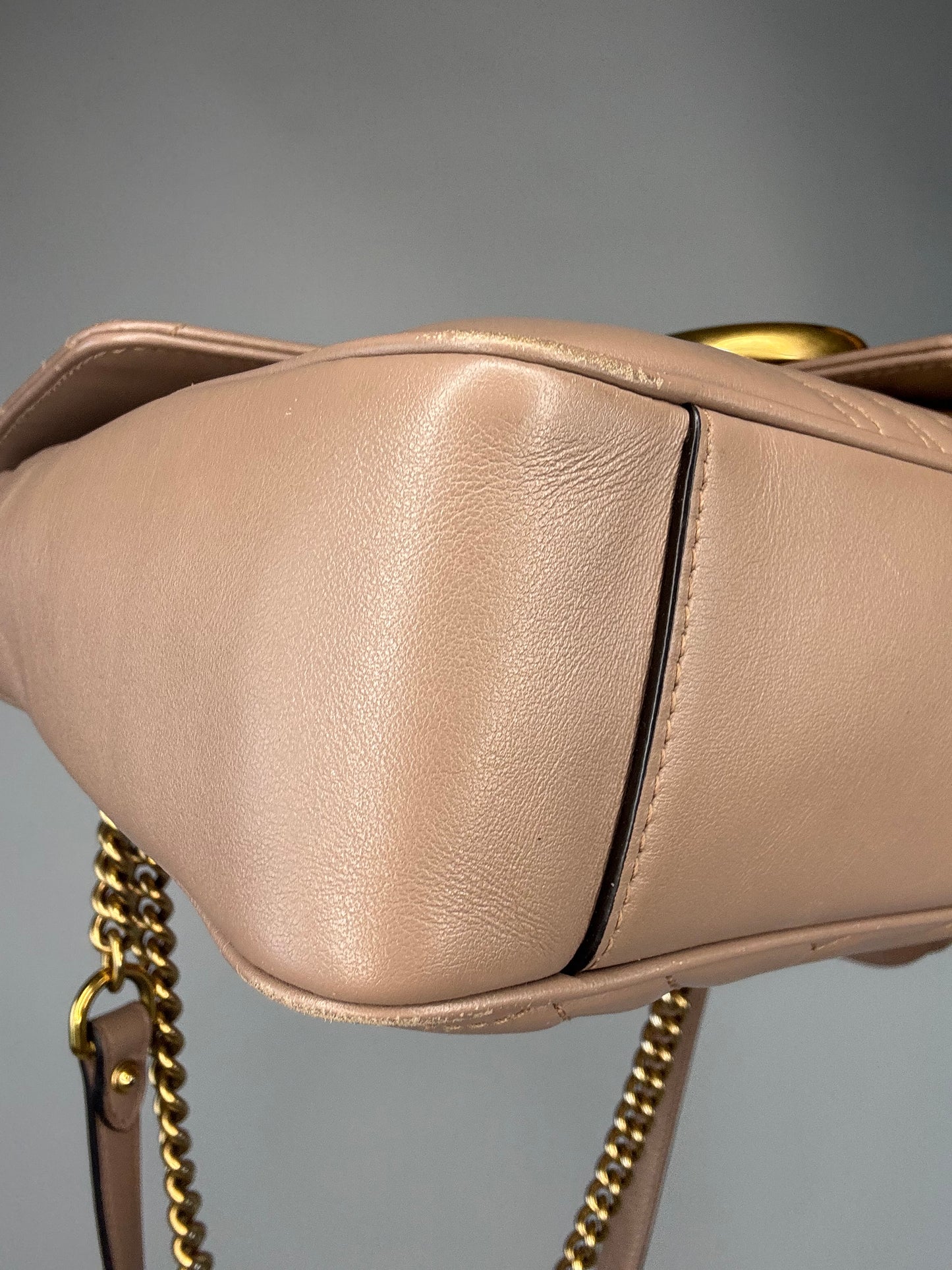 Gucci GG Marmont Medium Matelasse Shoulder Bag
