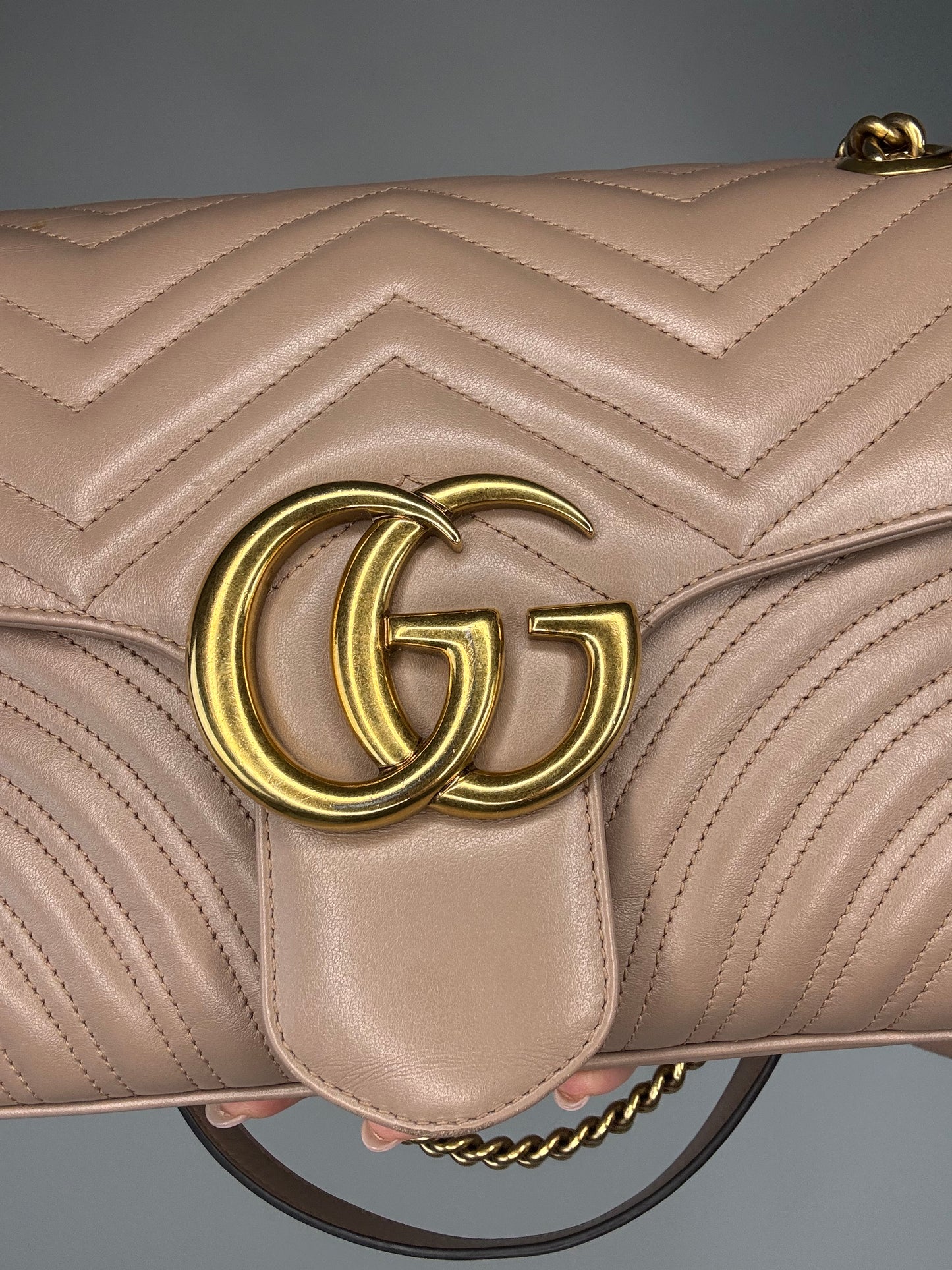 Gucci GG Marmont Medium Matelasse Shoulder Bag