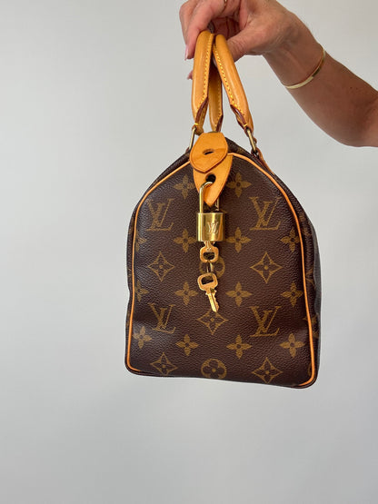 Louis Vuitton Speedy 25 Monogram Canvas