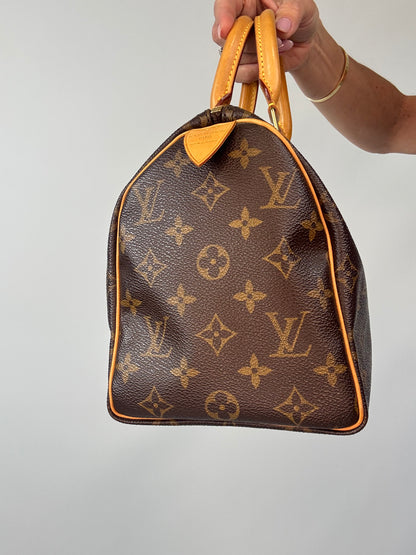 Louis Vuitton Speedy 25 Monogram Canvas