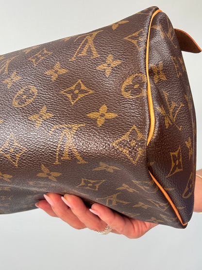 Louis Vuitton Speedy 25 Monogram Canvas