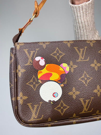 Louis Vuitton Takaski Murakami Panda Pochette