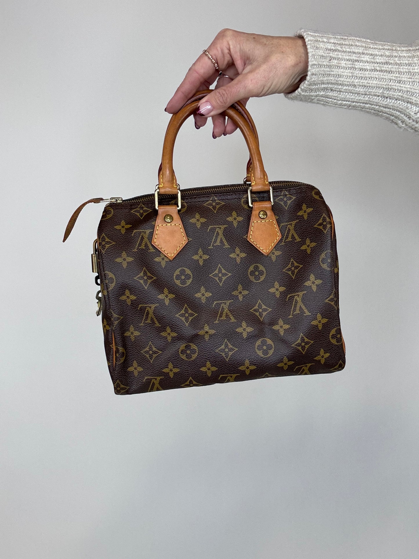 Louis Vuitton Speedy 25 Vintage