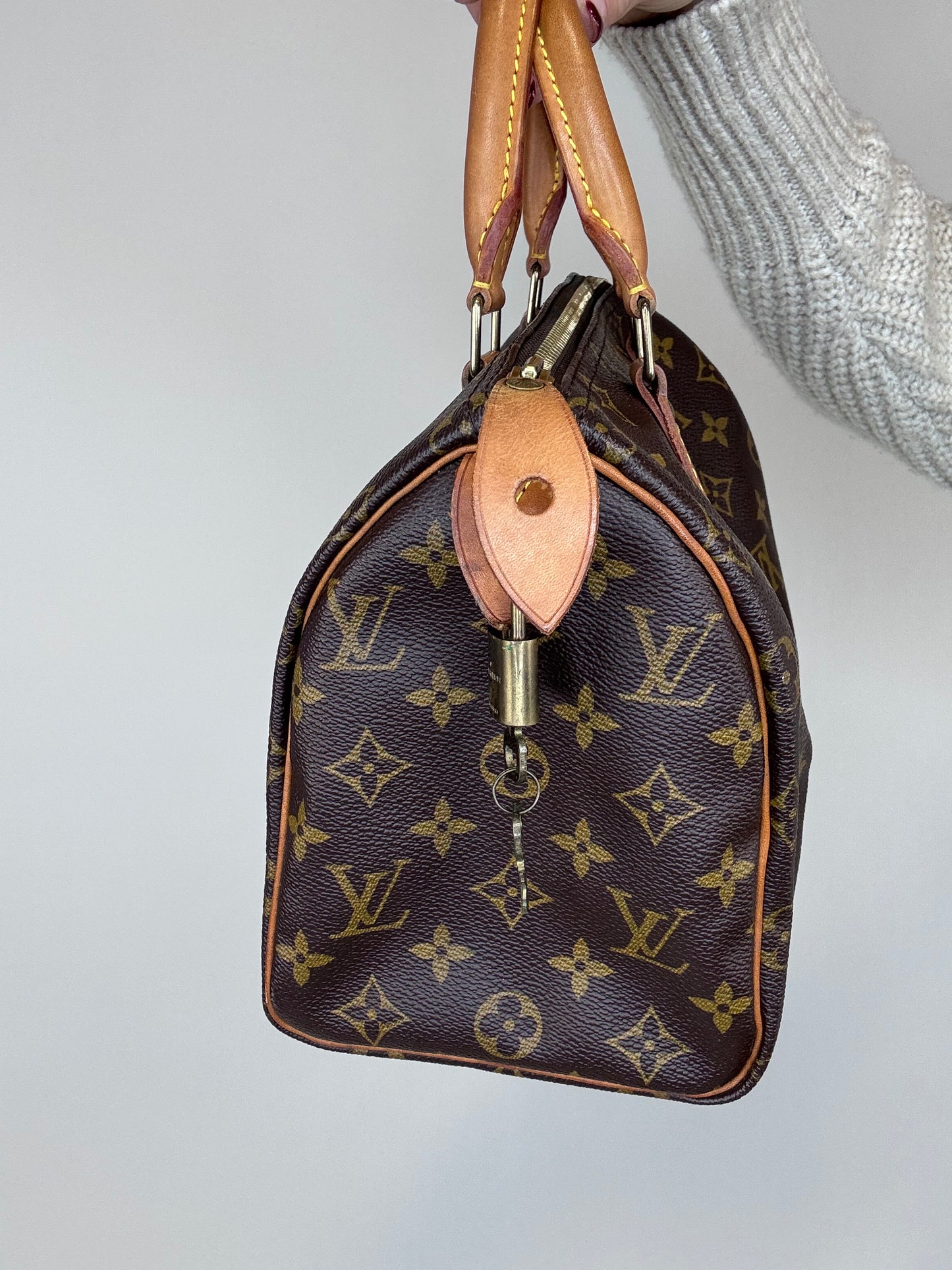 Louis Vuitton Speedy 25 Vintage