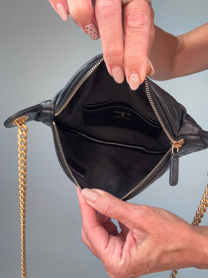 Chanel Waist Bag Sweetheart -Black