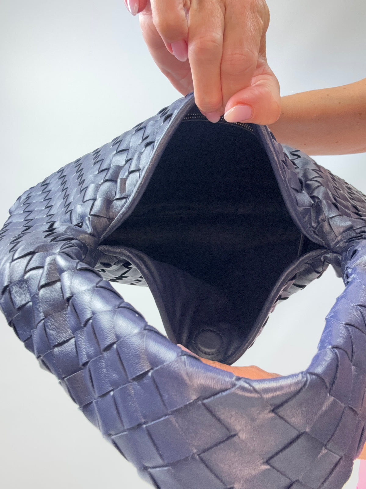 Bottega Veneta Small Hop Intrecciato Leather Bag — Deep Navy