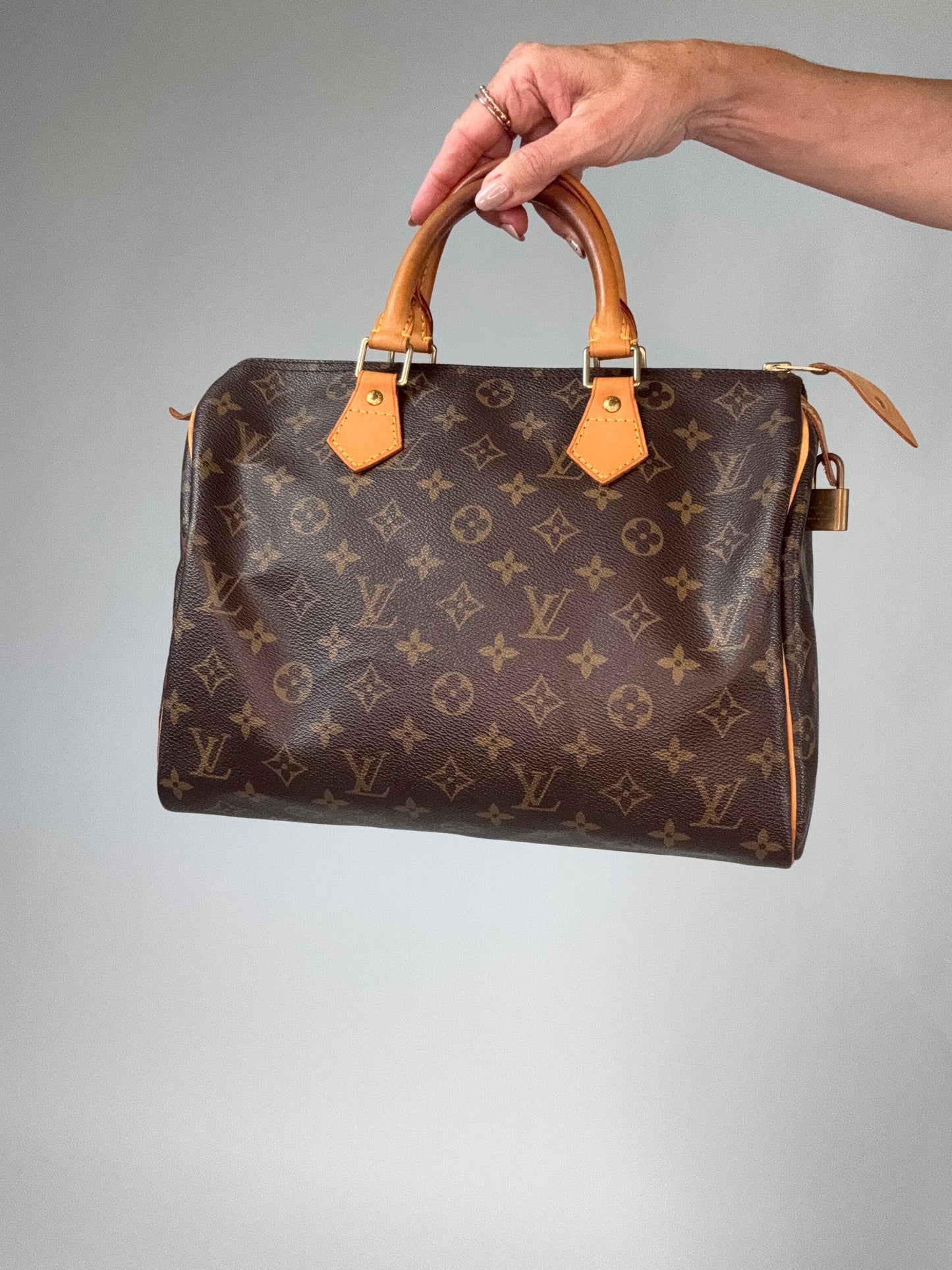 Louis Vuitton Vintage Monogram Speedy 30