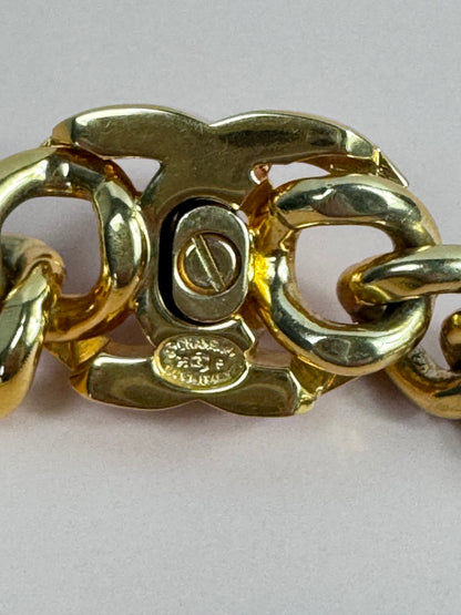 Chanel Rare Vintage 1996 Turnlock Curb Choker