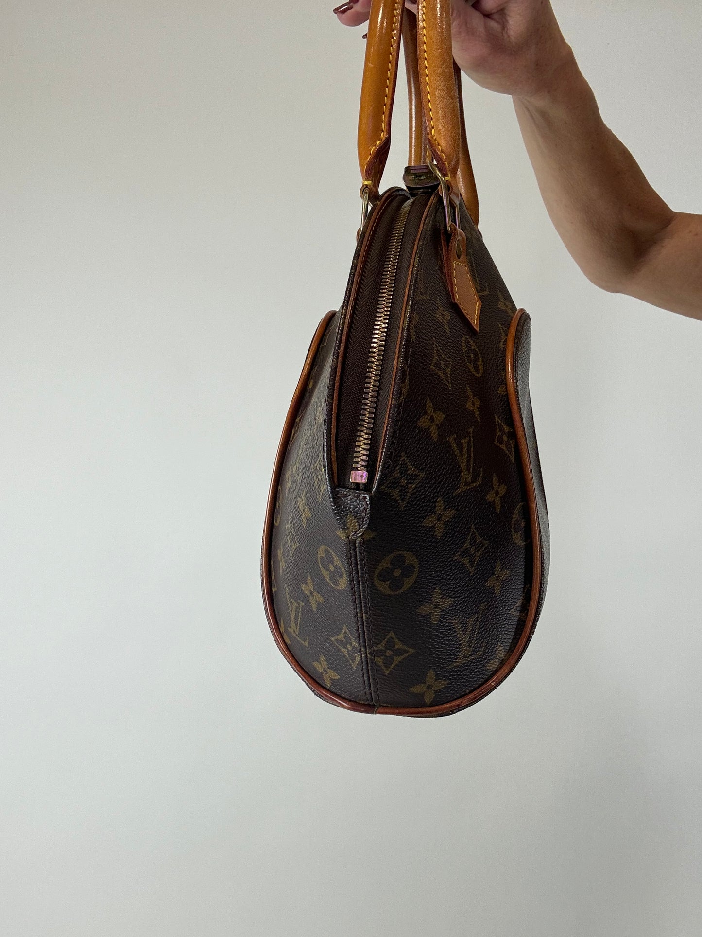 Louis Vuitton Vintage  Ellipse PM