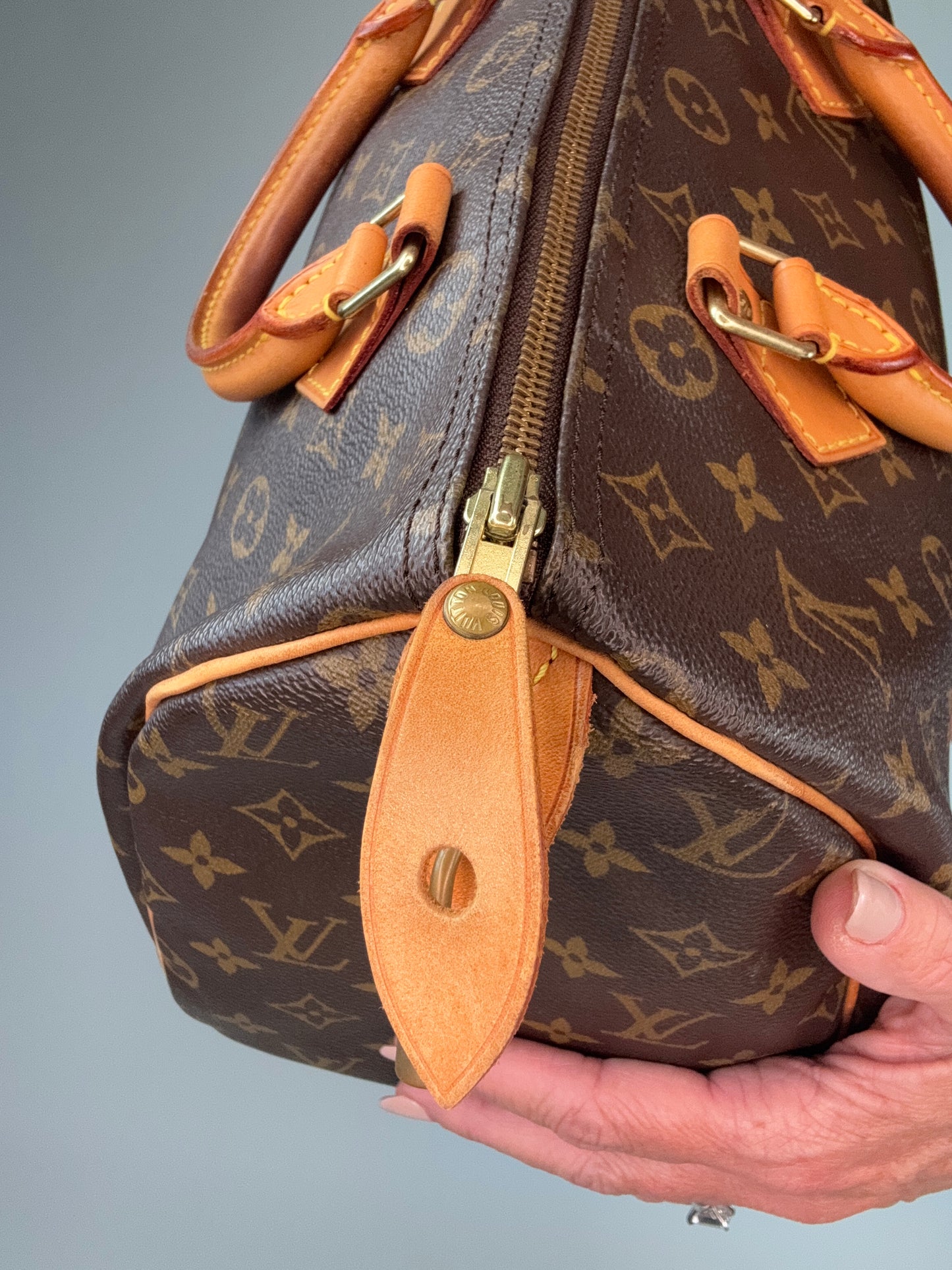 Louis Vuitton Vintage Monogram Speedy 30
