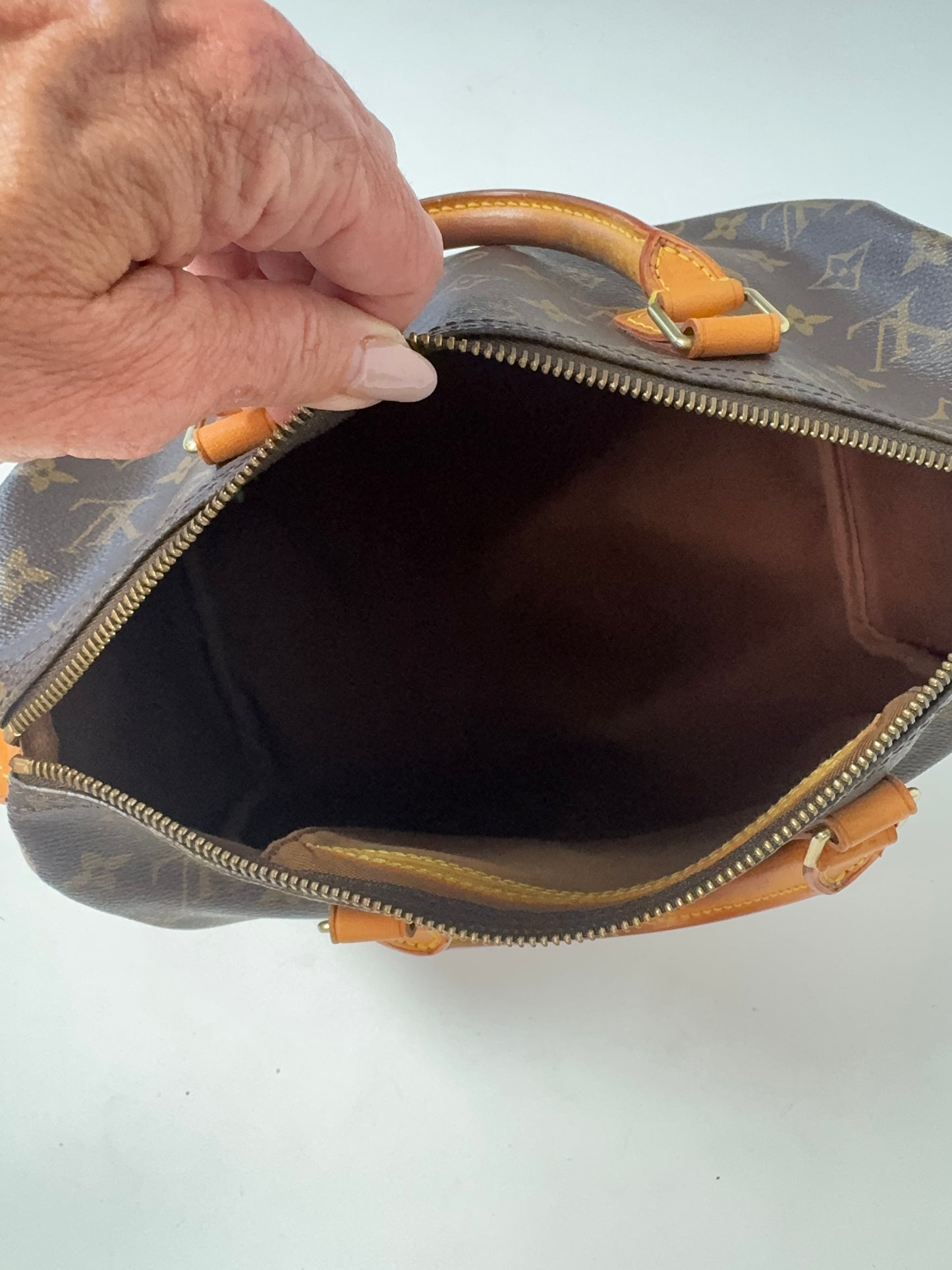 Louis Vuitton Vintage Monogram Speedy 30