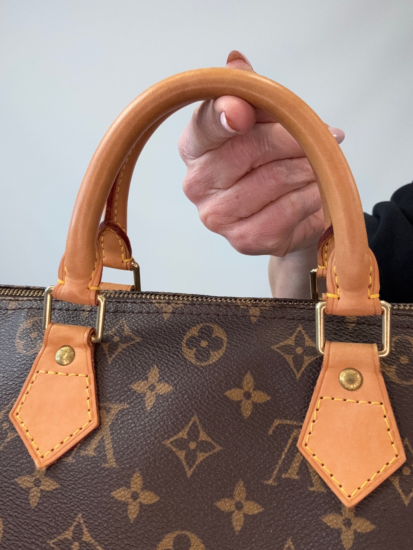 Louis Vuitton Monogran Speedy 30_ Vintage