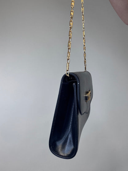 Celine Vintage Carriage Triomphe Chain Bag