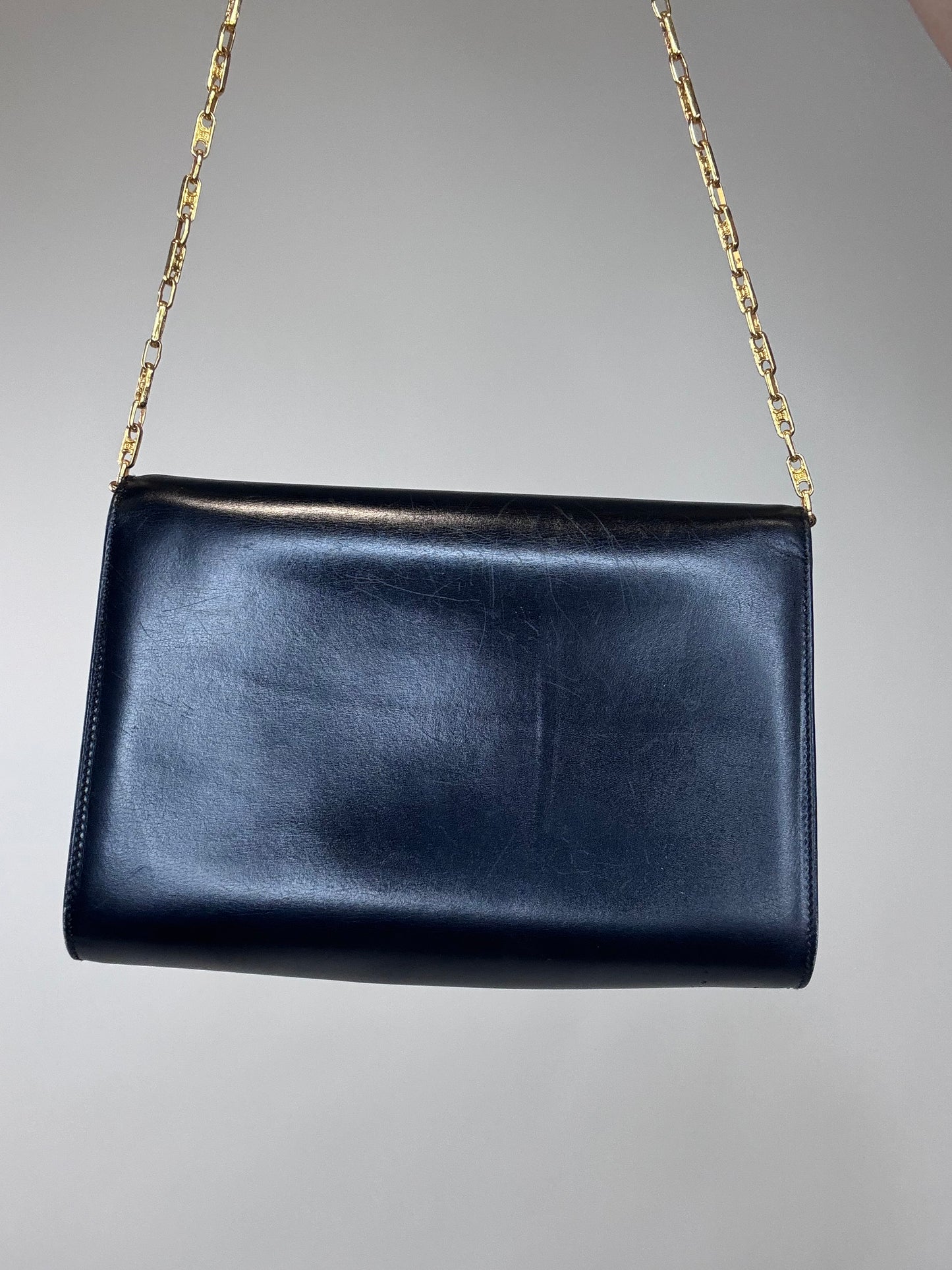 Celine Vintage Carriage Triomphe Chain Bag