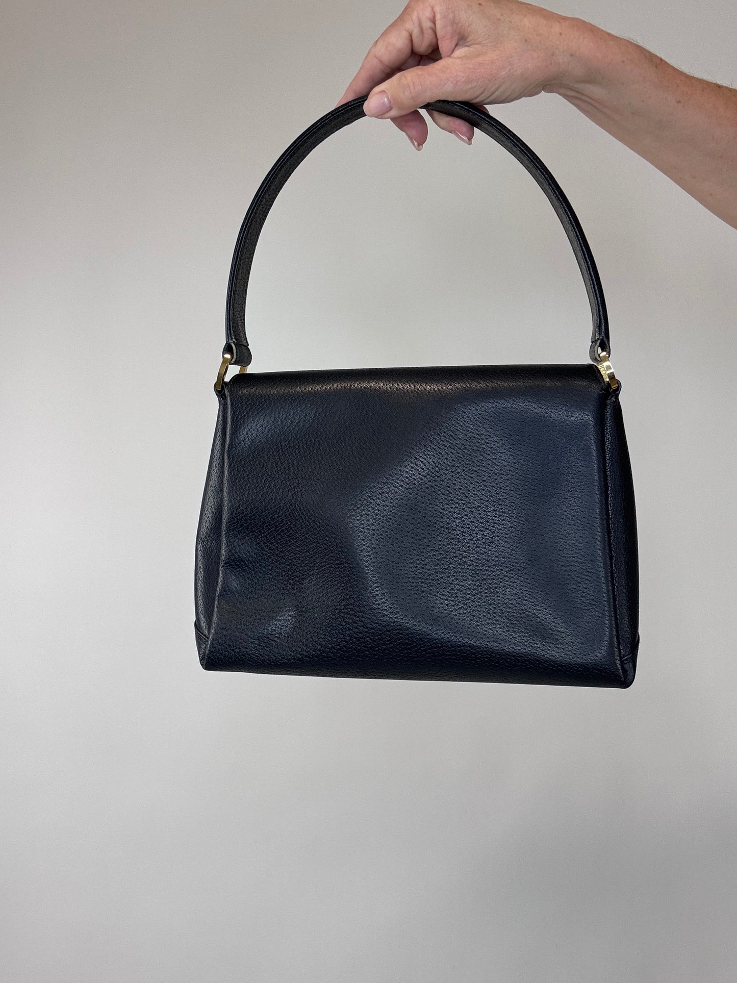 Gucci Rare G Turnlock Top Handle Bag