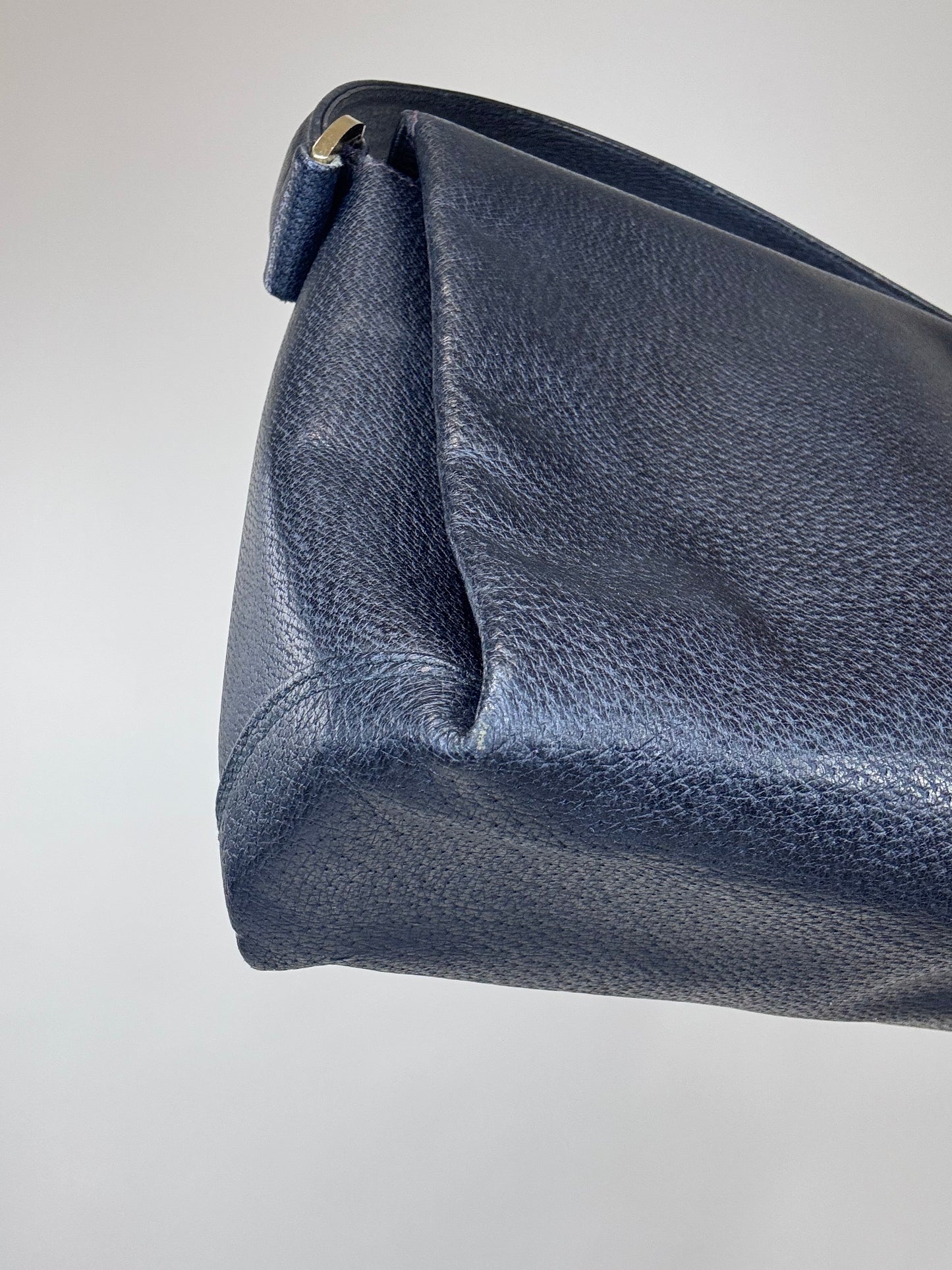Gucci Rare G Turnlock Top Handle Bag