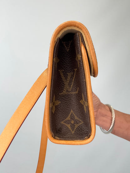 Louis Vuitton Vintage Florentine Belt Bag
