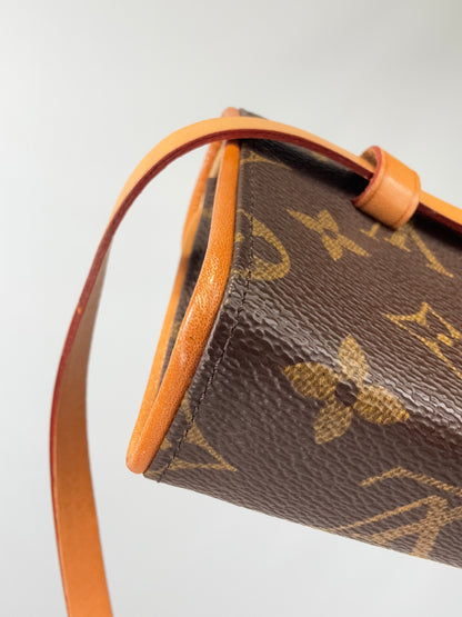 Louis Vuitton Vintage Florentine Belt Bag
