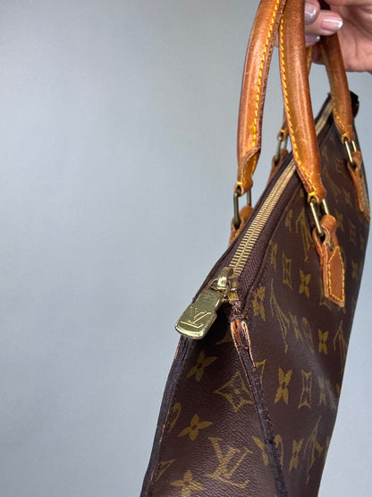 Louis Vuitton Vintage Monogram Tringle Sac