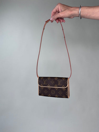 Louis Vuitton Vintage Florentine Belt Bag