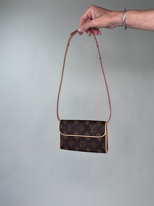 Louis Vuitton Vintage Florentine Belt Bag
