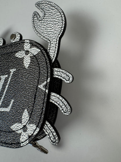 Louis Vuitton Metallic Monogram Crab Bag Charm & Pouch — Silver