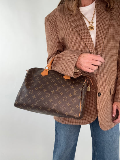 Louis Vuitton Vintage Monogram Speedy 30